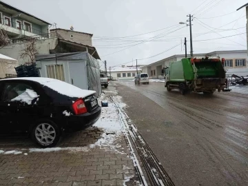 Çelikhan ilçesinde kar yağışı başladı
