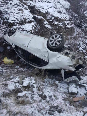 Cenaze yolunda trafik kazası: 6 yaralı
