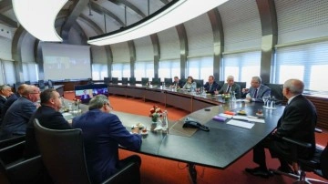 CHP Genel Başkanı Kemal Kılıçdaroğlu, CHP'li 9 büyükşehir belediye başkanıyla görüştü