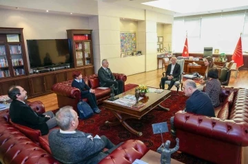 CHP Lideri Kılıçdaroğlu bilim adamları ile bir araya geldi
