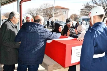 Cinayete kurban giden sözleşmeli er son yolculuğuna uğurlandı
