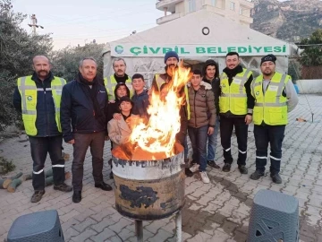 Çivril Belediyesi deprem bölgesinde aşevi kurdu
