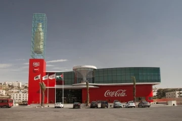 Coca-Cola, 5 fabrikada 970’in üzerinde Filistinli’ye istihdam sağlıyor
