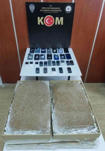 Çorlu’da kaçak telefon ve makaron ele geçirildi
