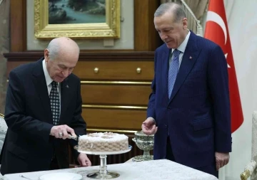 Cumhurbaşkanı Erdoğan’dan Bahçeli’ye erken doğum günü sürprizi
