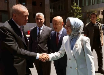 Cumhurbaşkanı Erdoğan’dan ihracatçıya müjde: “Döviz bozdurma zorunluluğunu yüzde 30’a indirdik”
