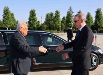 Cumhurbaşkanı Erdoğan, Filistin Devlet Başkanı Abbas ‘ı resmi törenle karşıladı
