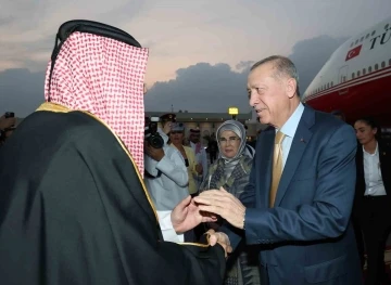 Cumhurbaşkanı Erdoğan Katar’da
