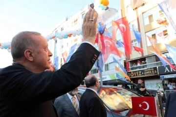 Cumhurbaşkanı Erdoğan: &quot;3 milyon konutun dönüşümünü tamamladık&quot;
