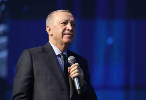 Cumhurbaşkanı Erdoğan: &quot;Terörün karanlık ve kanlı gölgesinin ülkemizin ve bölgemizin üzerinden çekildiği o huzurlu, güvenli günleri hep birlikte göreceğiz&quot;