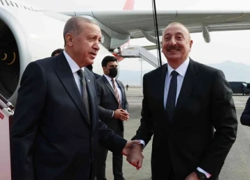 Cumhurbaşkanı Erdoğan ve Aliyev, Zengilan Uluslararası Havalimanının açılışını yaptı
