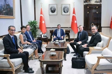 Cumhurbaşkanı Yardımıcısı Yılmaz, Avrupa Birliği Türkiye Delegasyonu Başkanı ile görüştü
