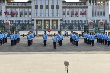 Cumhurbaşkanlığı Tüfekli Gösteri Bölüğü ve Mehteran Birliği’nden görkemli gösteri
