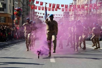 Cumhuriyet Bayramı Sivas’ta coşkuyla kutlandı
