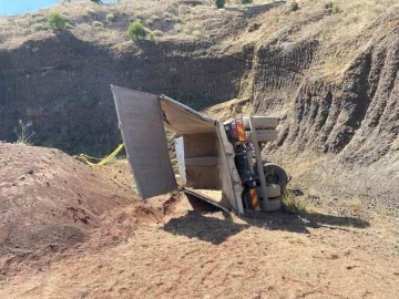 Cüruf ocağında yüksekten düşen kamyon sürücüsü yaşamını yitirdi
