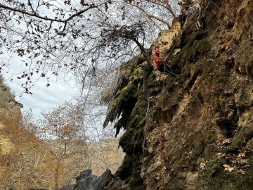 Dağcılar, günlerini Taşköprü Kanyonu’nda kutladı
