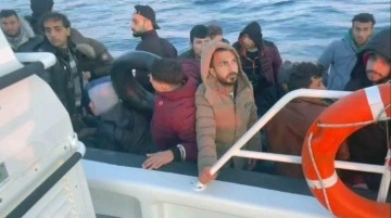 Datça'da Lastik Bot İçinde Yakalanan 26 Göçmen!