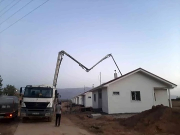 Dazkırı’da deprem konutları inşaatının 2. etabı sürüyor
