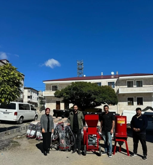 Demirözü çiftçisine tarım aletleri ücretsiz bir şekilde dağıtılacak
