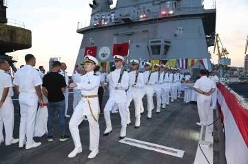 Deniz Harp Okulu öğrencileri Bayraktar ve Hasanpaşa gemileriyle Arnavutluk ziyareti gerçekleştirdi

