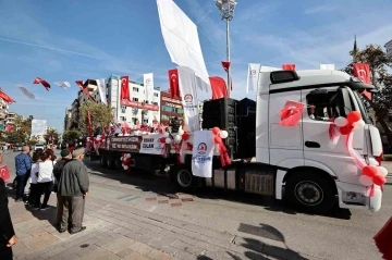 Denizli’de Cumhuriyetin 100 yıl coşkusu tır ile yayıldı
