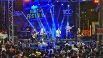 Denizli’de gençlik festivali hafta sonu da dolu dolu geçecek
