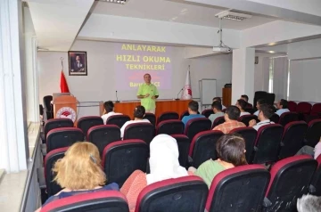 Denizli İl Tarım ve Orman Müdürlüğü’nde anlayarak hızlı okuma semineri verildi
