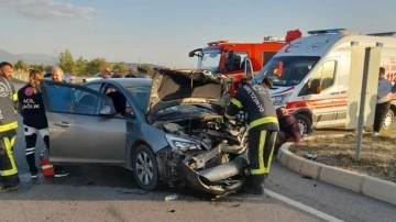 Denizli'de feci kaza:  1 kişi öldü, 6 kişi yaralandı