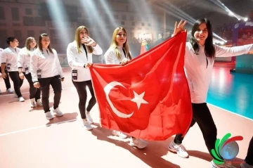 Denizlili sporcularında yer aldığı Türkiye Golbol Kadın Milli Takımı ilk kez dünya şampiyonu oldu
