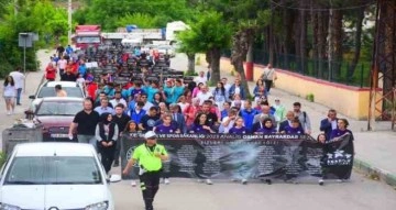 Depremde hayatını kaybeden sporcular ve vatandaşlar için saygı yürüyüşü yapıldı