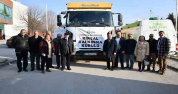 Depremden etkilenen üreticiler için bağışlanan yemler Eskişehir’den yola çıktı