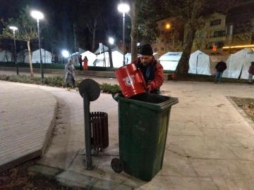 Depremin ilk saatlerden beri sahadalar
