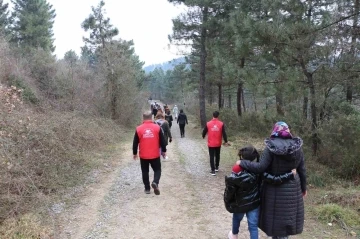 Depremzedeler doğa ile iç içe bir gün geçirdi
