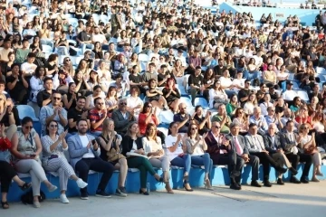 DEÜ’lü öğrenciler akademik yılın ilk dersini yaptı
