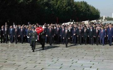 Devlet erkanı Atatürk’ün huzurunda
