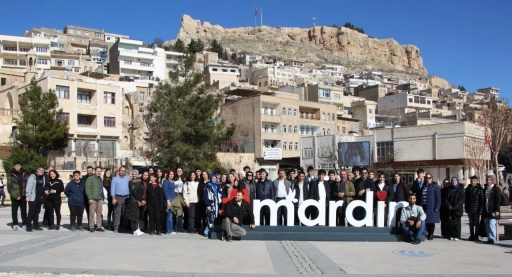 Dicle Elektrik Bursiyerleri Mardin Gezisinde Buluştu