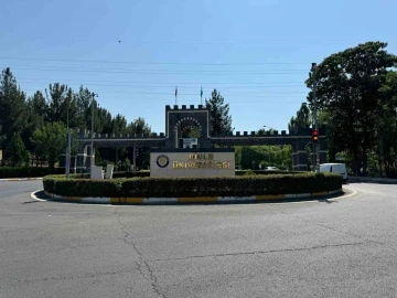 Dicle Üniversitesi eğitimde başarı sıralamasını 12 basamak düşürdü
