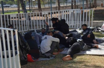 Didim’de 23 düzensiz göçmen Sahil Güvenlik ekipleri tarafından kurtarıldı
