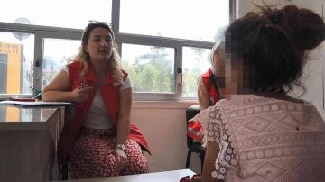 Dilendirilen küçük kız: &quot;Biz bu işi önceden bilmiyorduk, bize ninem öğretti&quot;
