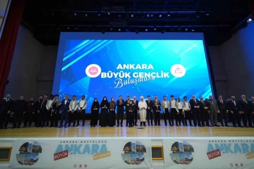 Diyanet İşleri Başkanı Erbaş: &quot;En büyük zenginliğimiz gençlerimiz&quot;
