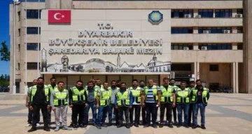 Diyarbakır Büyükşehir Beleyesinin Hatay’da destek verdiği çalışmaları sürüyor