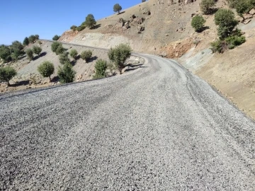 Diyarbakır’da kırsal mahallelerde 428 kilometre yol asfaltlandı
