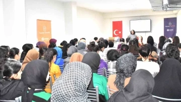 Diyarbakır’da öğrencilere “Madde Bağımlılığına Yönelik Koruyucu Önleyici” seminer
