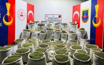 Diyarbakır’da uyuşturucudan finans sağlayan terör örgütüne darbe
