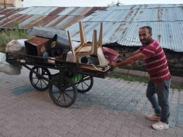 Diyarbakır’dan Varto’ya hurda toplamaya geldi
