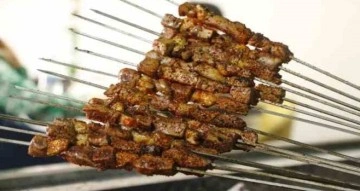 Diyarbakır’da Kurban Bayramı tatilinde en çok tüketilmesi beklenen yemek tescilli ciğer kebabı