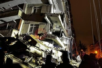 Diyarbakır’ı deprem vurdu: 7 bina yıkıldı, 6 kişi hayatını kaybetti