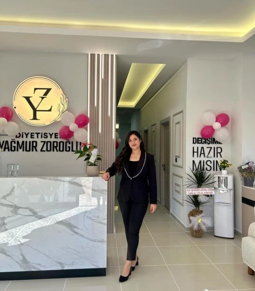  Diyetisyen Yağmur Zoroğlu’ndan Ameliyatsız Liposuction Yöntemleriyle Fit Bir Görünüme Kavuşun!