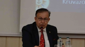 Doç. Dr. Cihat Yaycı: &quot;Yunanistan’ın karasularını 1 mil arttırmasına izin vermemeliyiz&quot;
