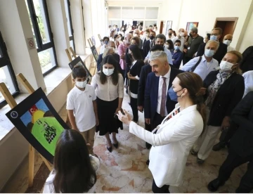 Dokuz Eylül Üniversitesi, 15 temmuz şehitlerini andı
